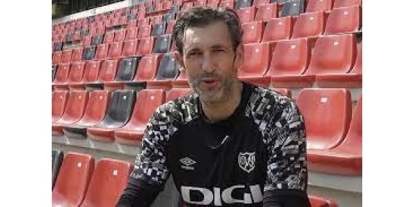 Diego López całkowicie ogłasza swoje odejście z boiska